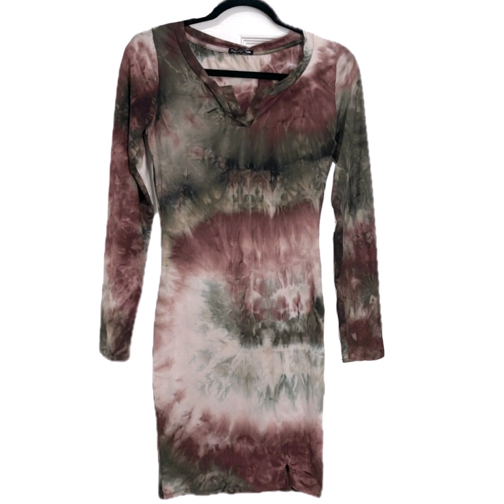 NWT Women’s Olive/Burgundy Long Sleeve Tie Dye Dress